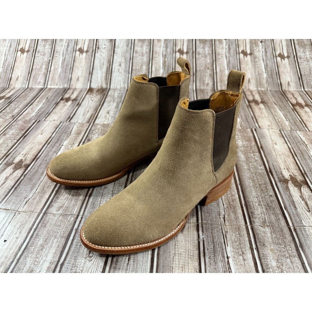 Freebird Palmer Chelsea Boots size 8 Color Taupe Suede New $249